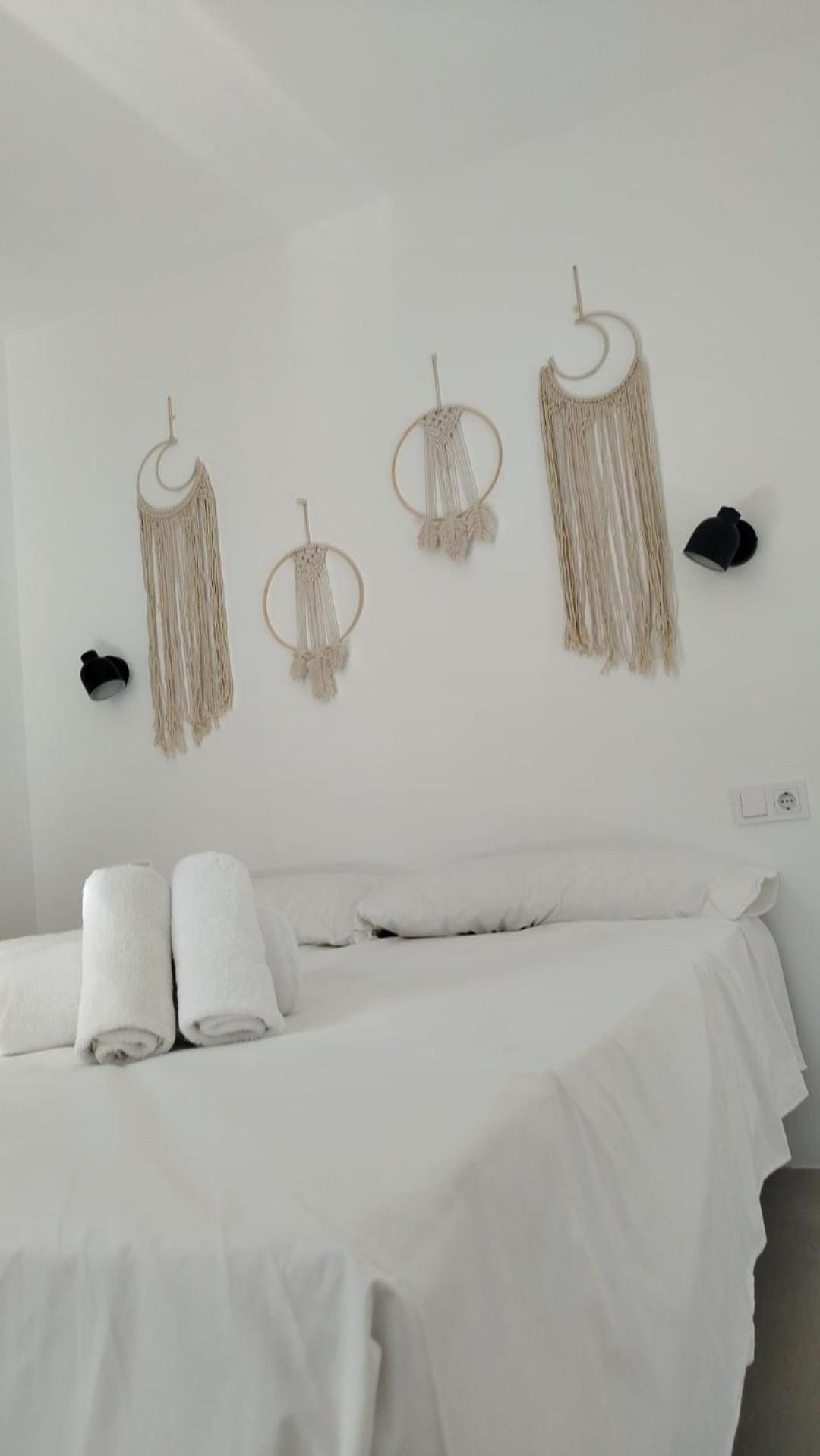 Villa Spacious With Great Views! Benalmádena